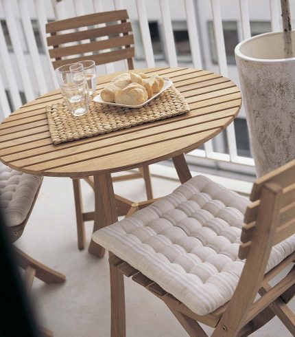 ⁦Classic wooden chair⁩ - الصورة ⁦4⁩